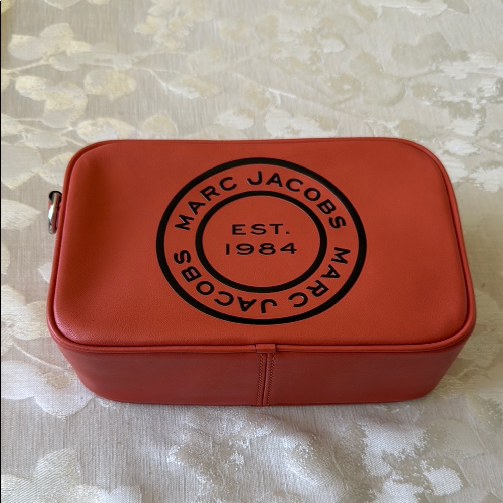 Marc Jacobs leather bag